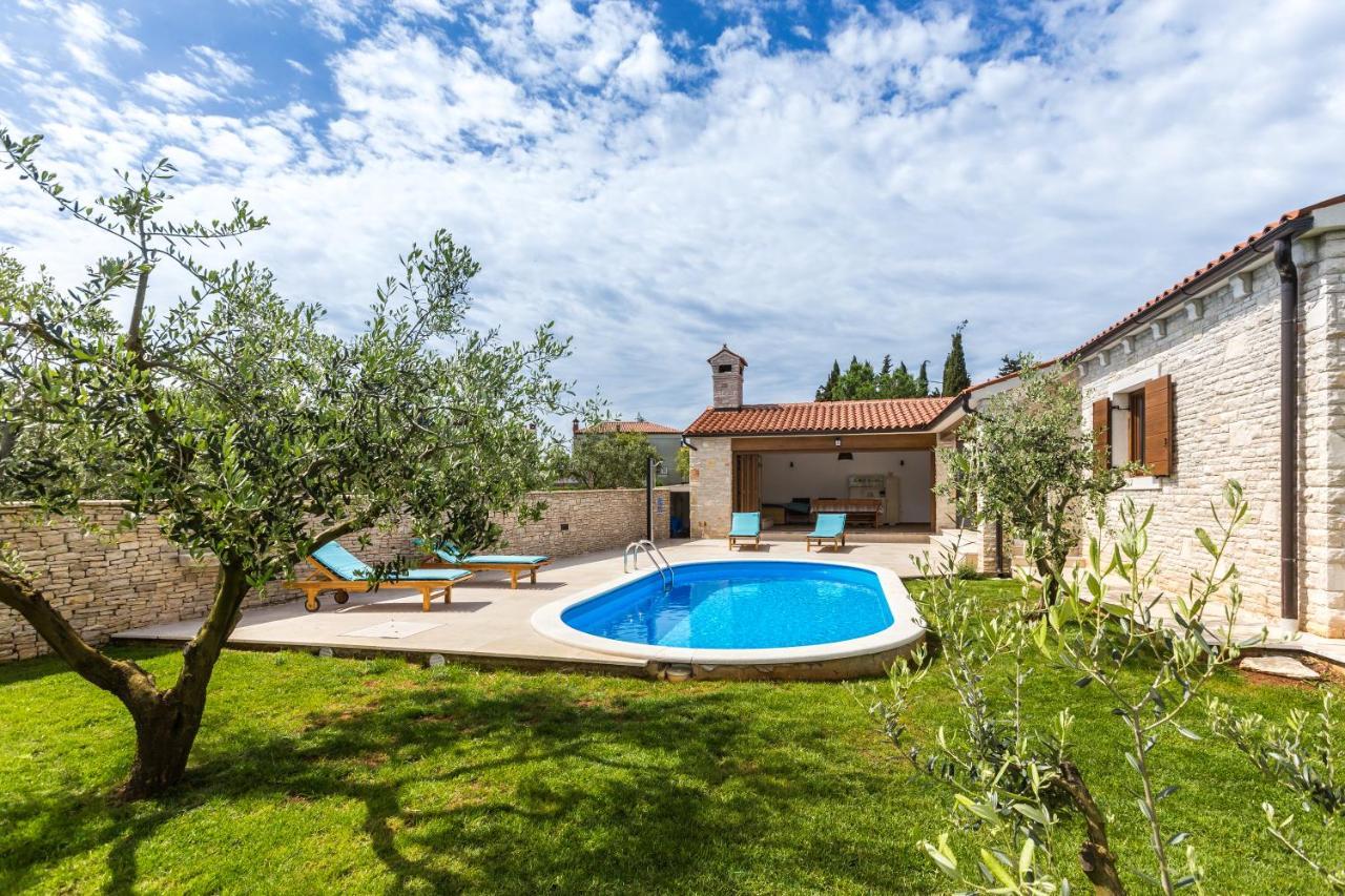 Villa Vignola Kavran Buitenkant foto