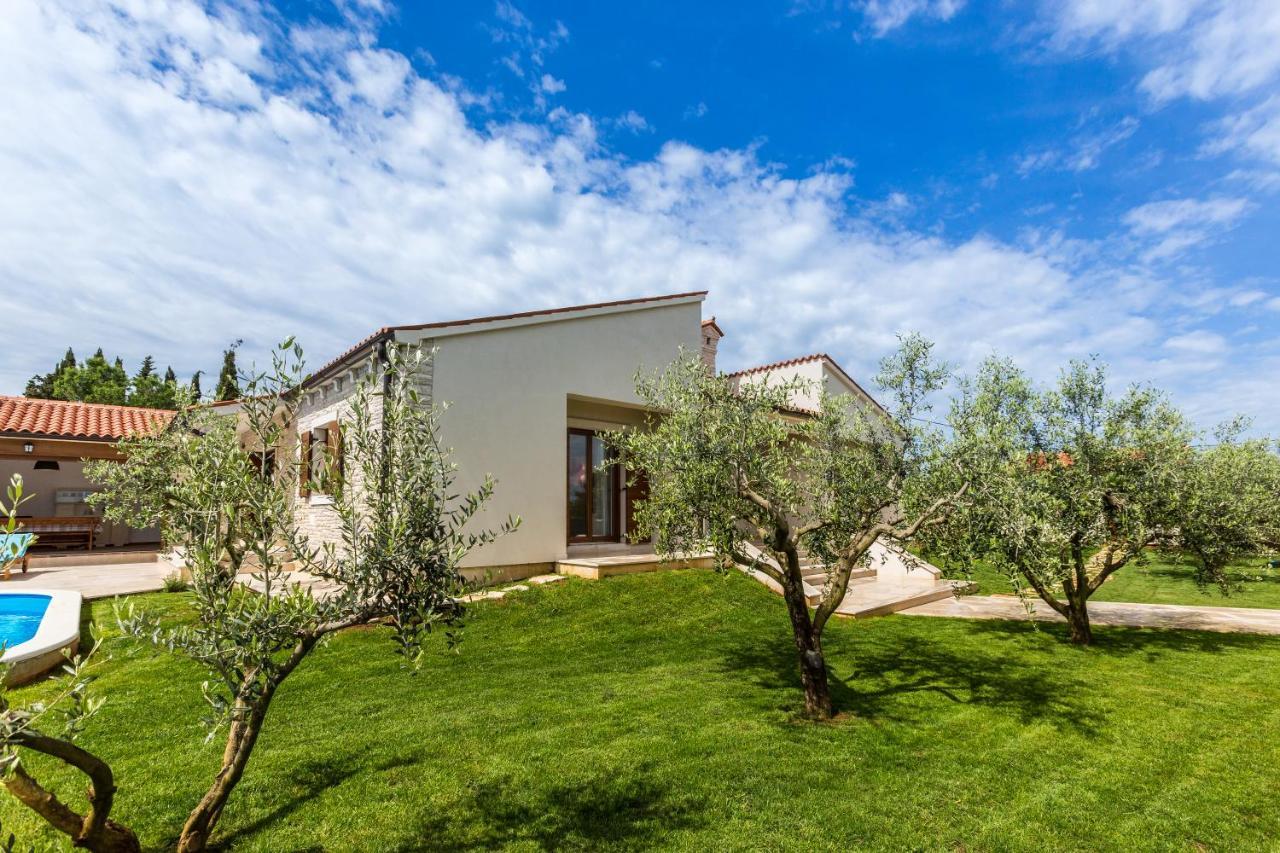 Villa Vignola Kavran Buitenkant foto