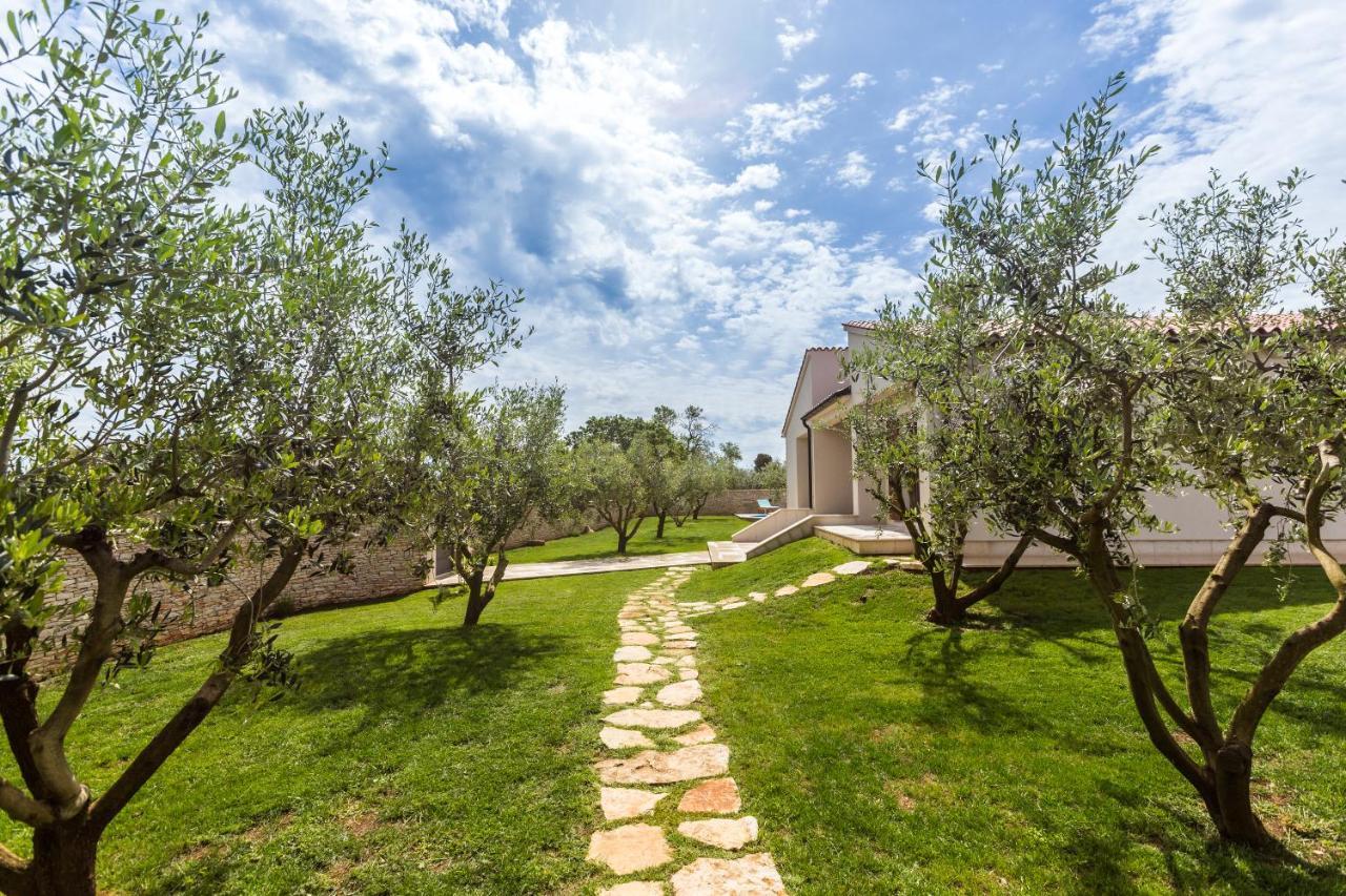 Villa Vignola Kavran Buitenkant foto